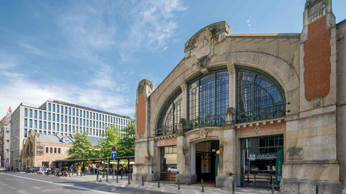 Globalworth, Hala Koszyki